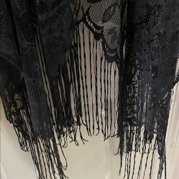 2 fringed vests - Picture 7 of 7